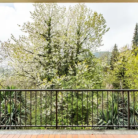 A Casa Nebbiuno, In Villa, Wifi, By Guestaly Appartement