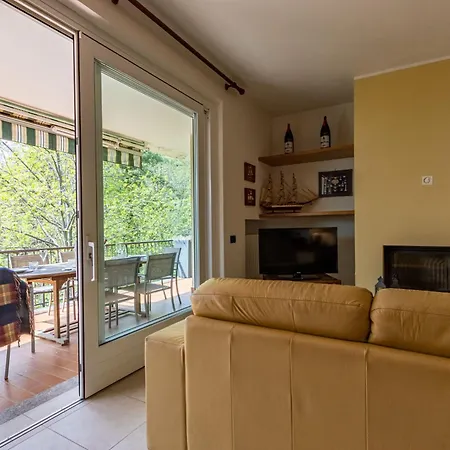 A Casa Nebbiuno, In Villa, Wifi, By Guestaly Appartement *