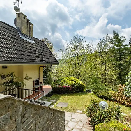 A Casa Nebbiuno, In Villa, Wifi, By Guestaly Appartement