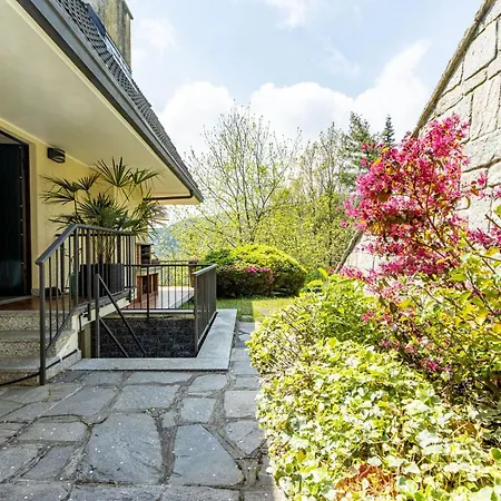 A Casa Nebbiuno, In Villa, Wifi, By Guestaly Appartement *